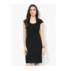 Black Coloured Solid Shift Dress